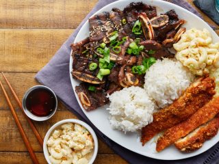 Hawaiian,Bbq,Plate,With,Mix,Of,Chicken,Katsu,,Korean,Kalbi